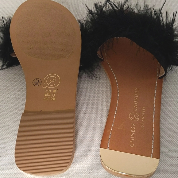 Chinese Laundry Zoey Sandal, 7.5, NWOB - Picture 3 of 4